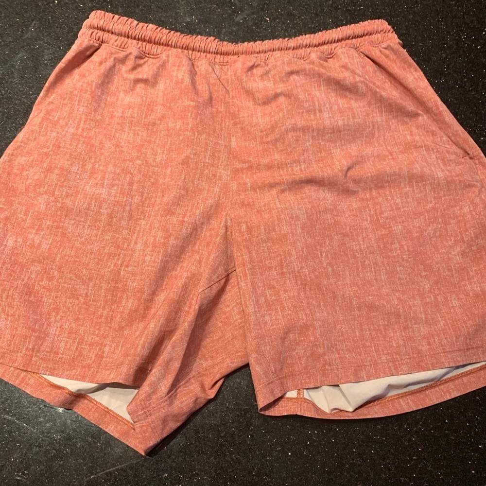lululemon 7’ pace breaker (no liner)